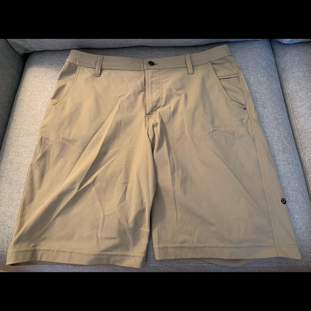 Lululemon ABC Commission Short 9” Inseam 34 Waist